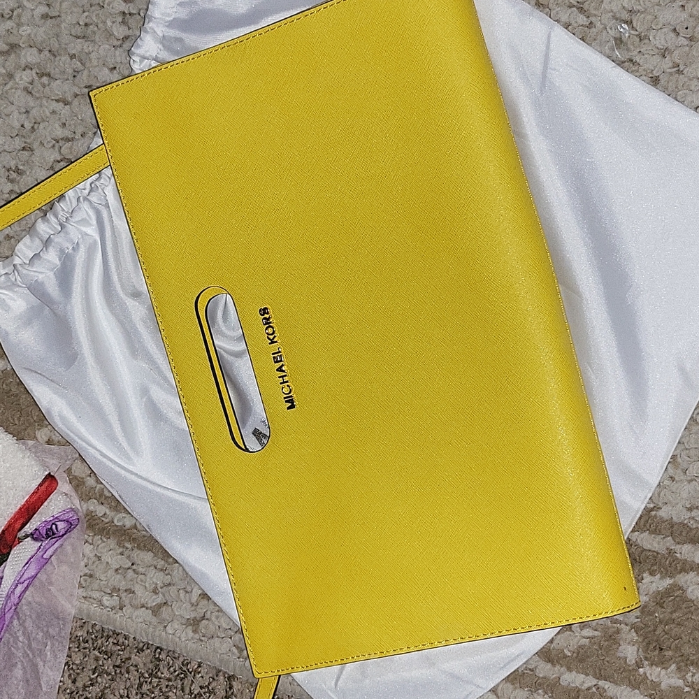 Brand new Michael Kors Unisex bag